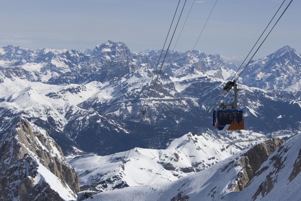 Alpenhotel La Montanara 로카 피에토레 외부 사진