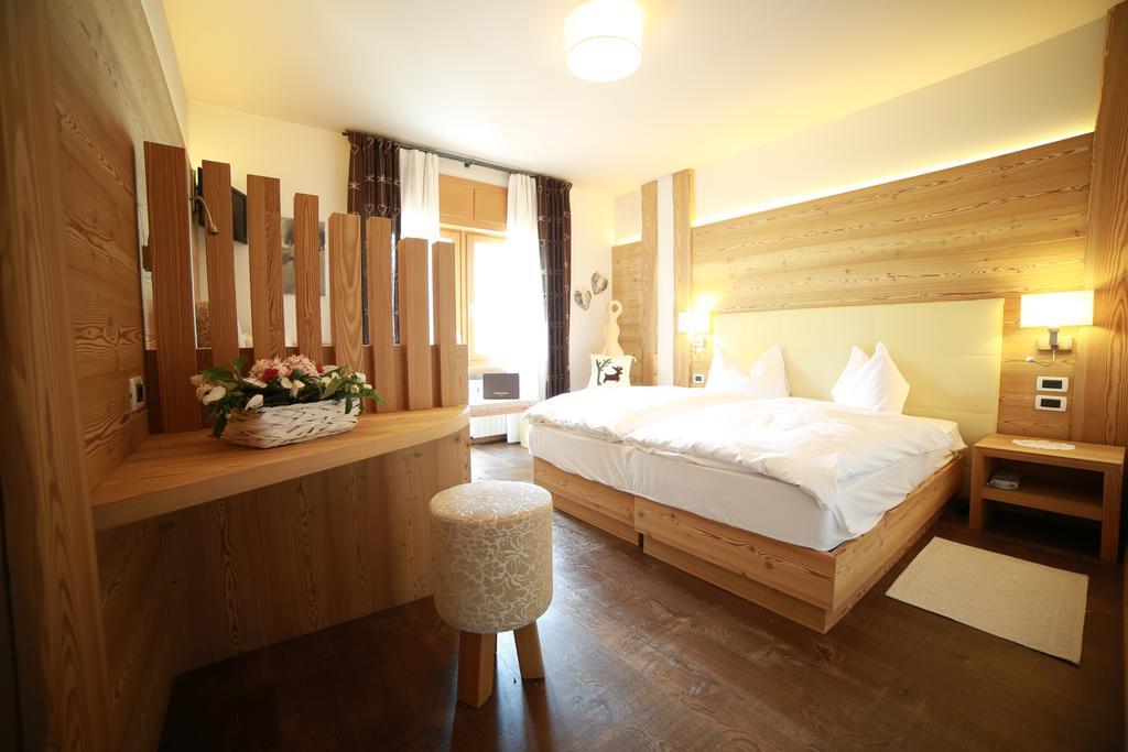 Alpenhotel La Montanara 로카 피에토레 객실 사진
