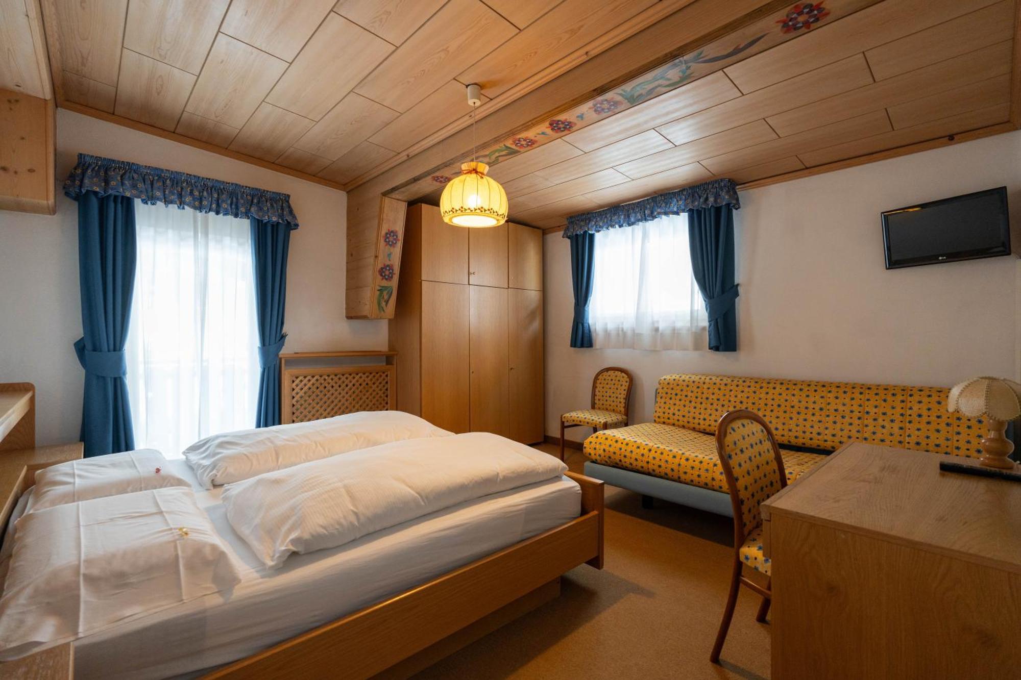 Alpenhotel La Montanara 로카 피에토레 외부 사진